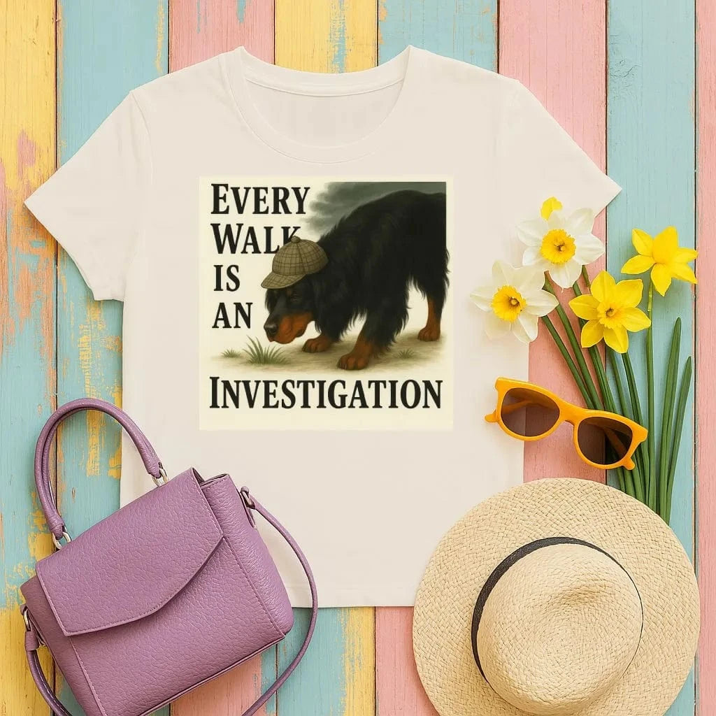 Every Walk is an Investigation Gordon Setter T-Shirt Sand T-shirt