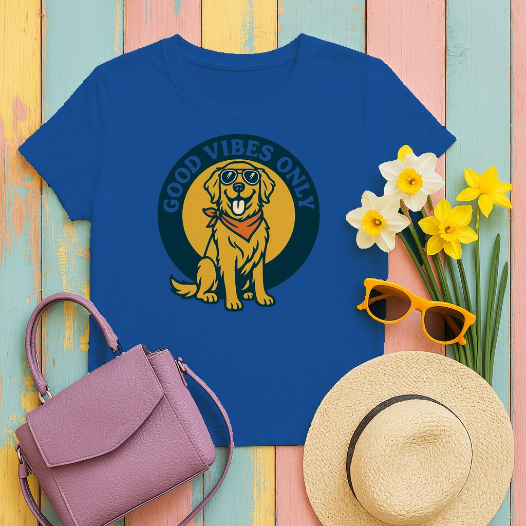 Good Vibes Only Golden Retriever With Glasses T-Shirt in Royal