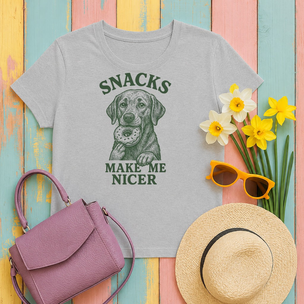 Snacks Make Me Nicer Labrador With Donut Graphic Novelty T-Shirt in Sport Grey