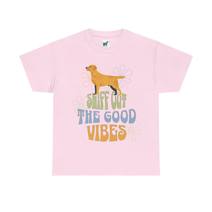 Sniff out the Good Vibes Yellow Lab T Shirt Light Pink T-shirt