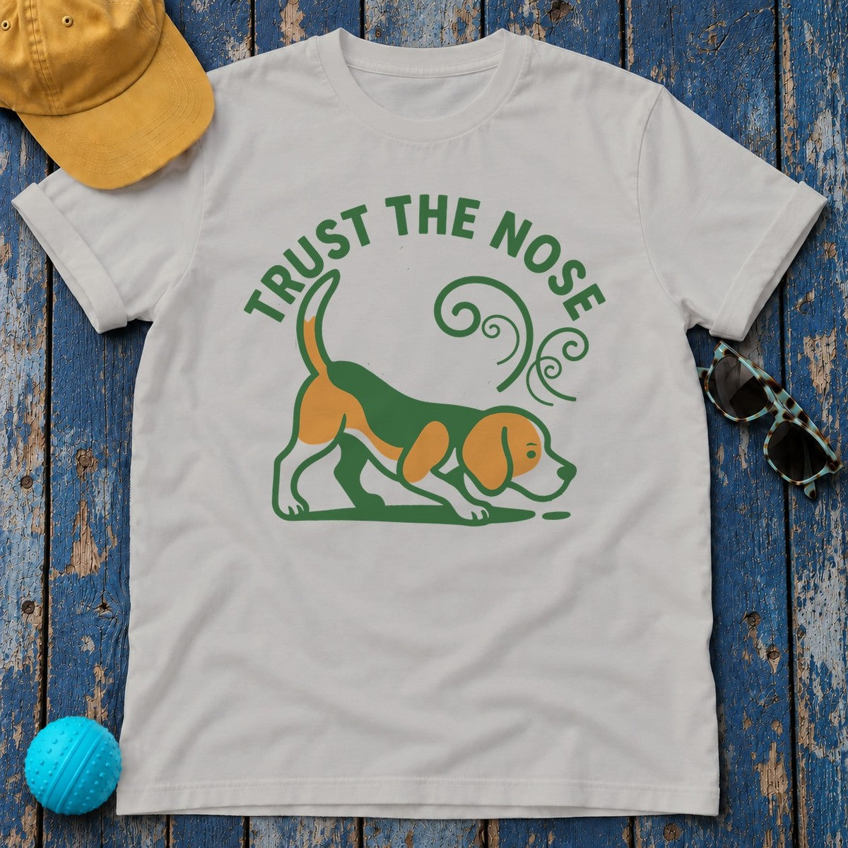 'Trust the nose' Sniffing Beagle T-Shirt in Ash