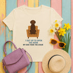 Curly-Coated Retriever chair con tee flat lay