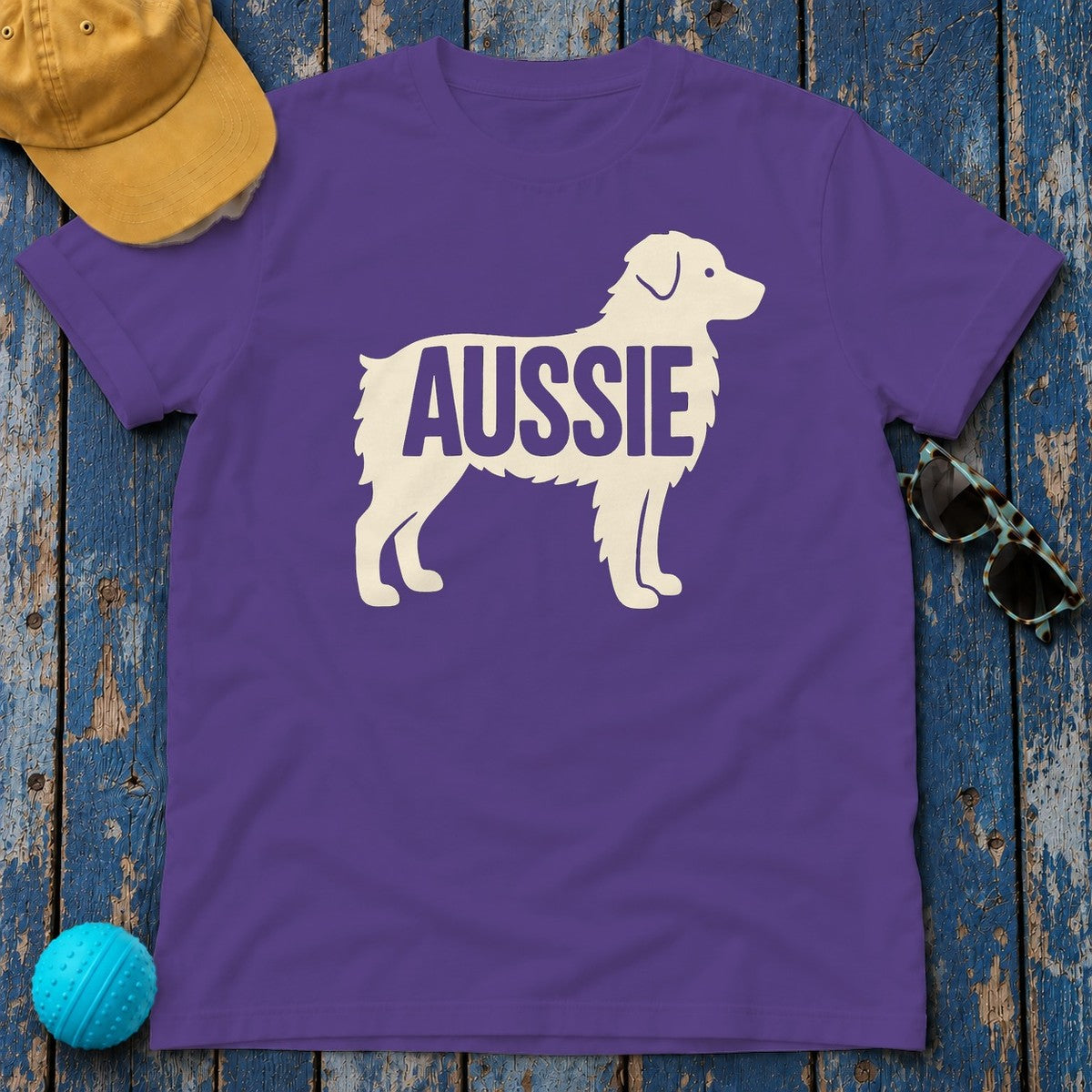 Australian Shepherd Silhouette 'Aussie' T-Shirt in Lilac