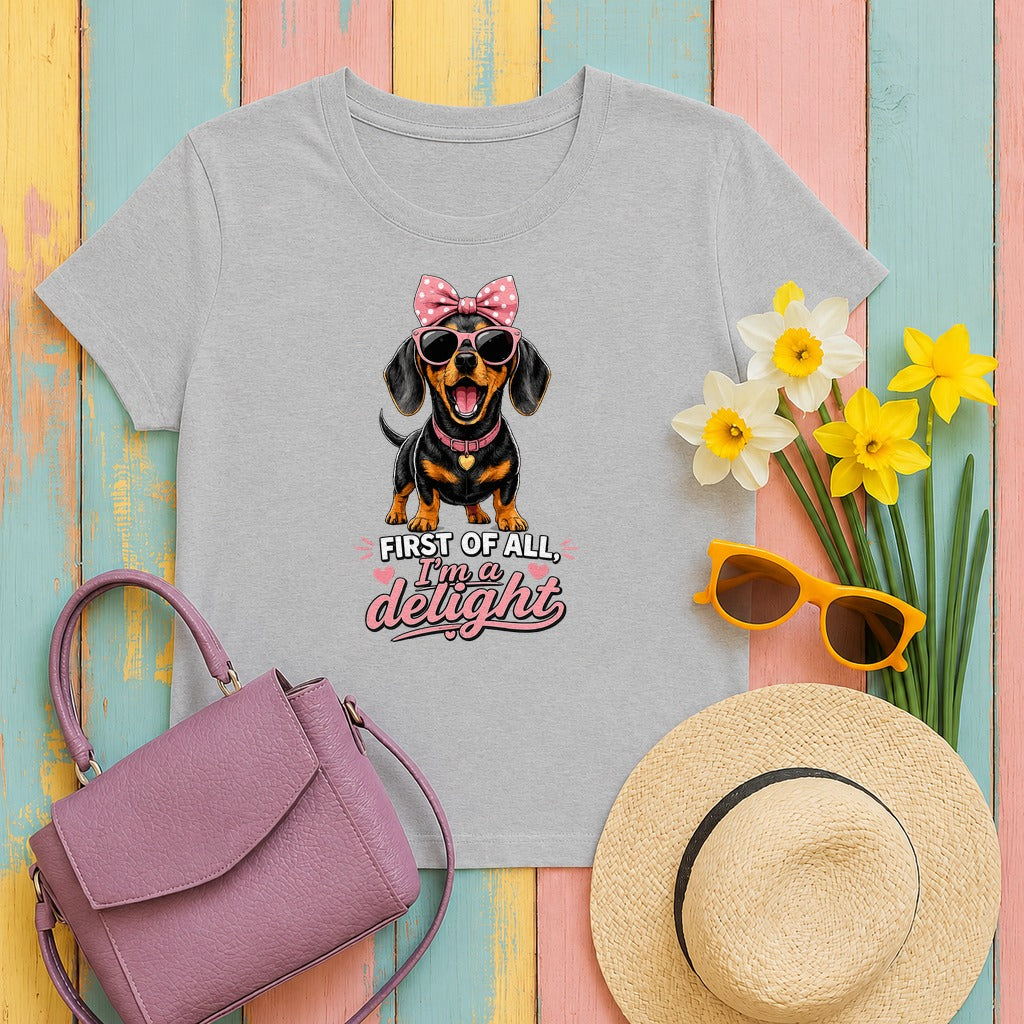 The 'I'm A Delight' Dachshund Graphic T-Shirt in Sport Grey