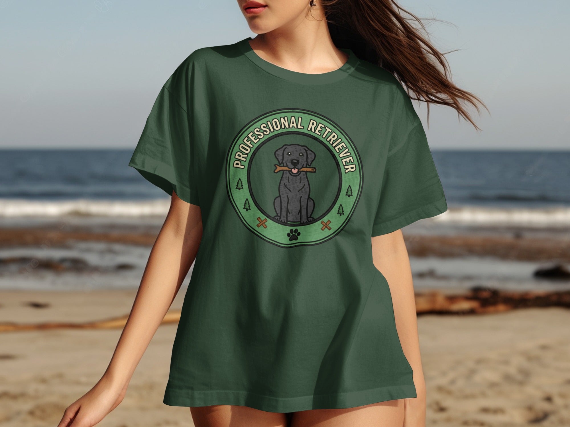 Stylish T-shirt with Professional Retriever Design