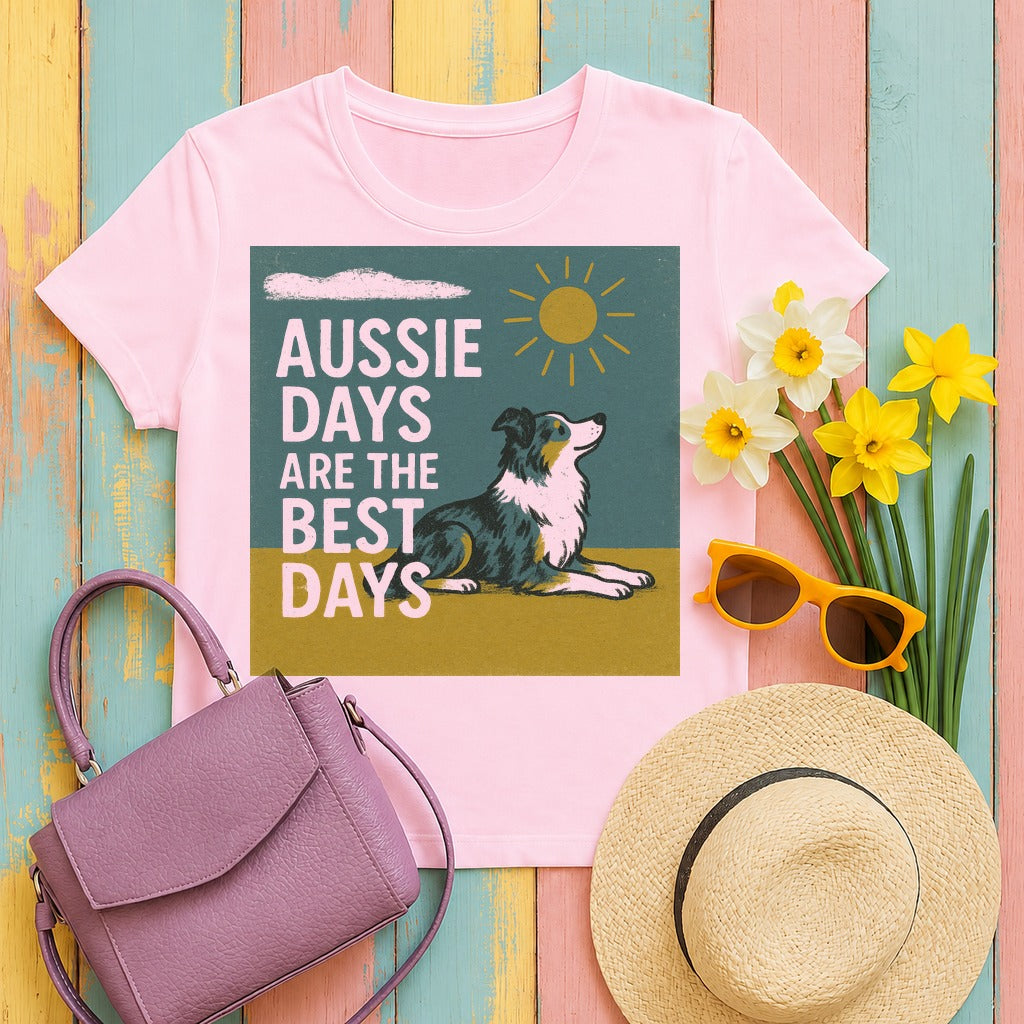 Aussie Days Are The Best Days Graphic T-shirt in Light Pink
