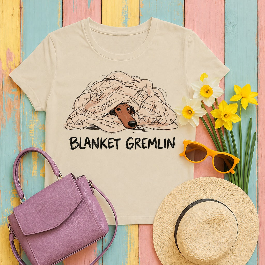 Blanket Gremlin Dachshund T-shirt in Sand