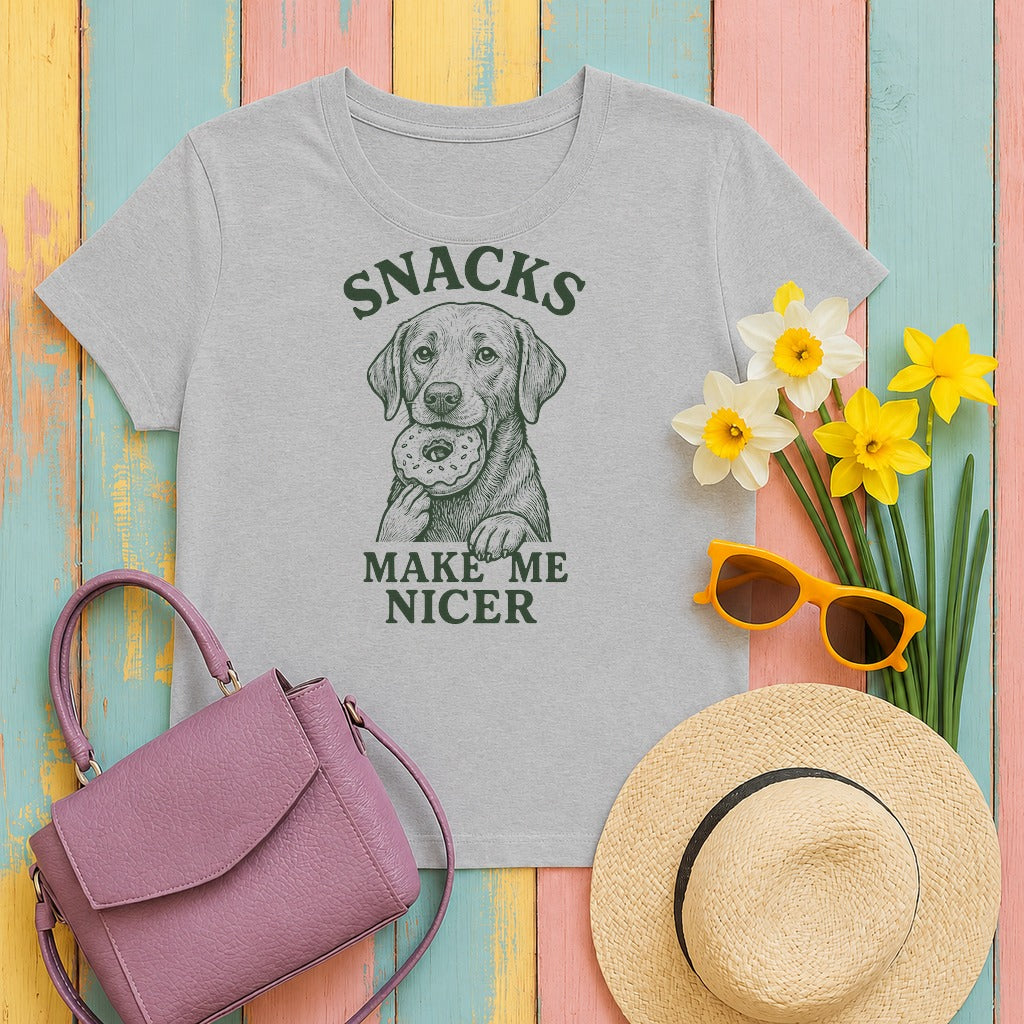 Snacks Make Me Nicer Labrador With Donut Graphic Novelty t-shirt