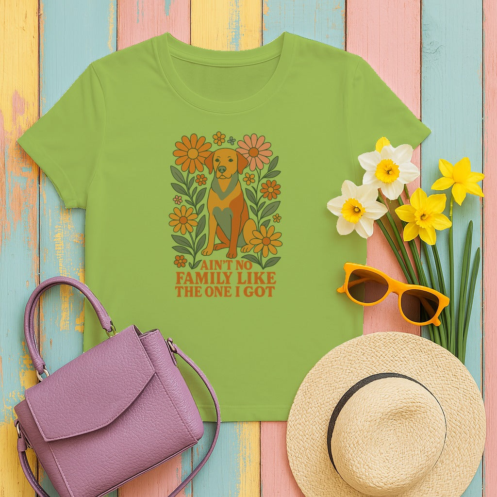 Ain't No Family Like The One I Got Vizsla Flowers T-Shirt in Kiwi