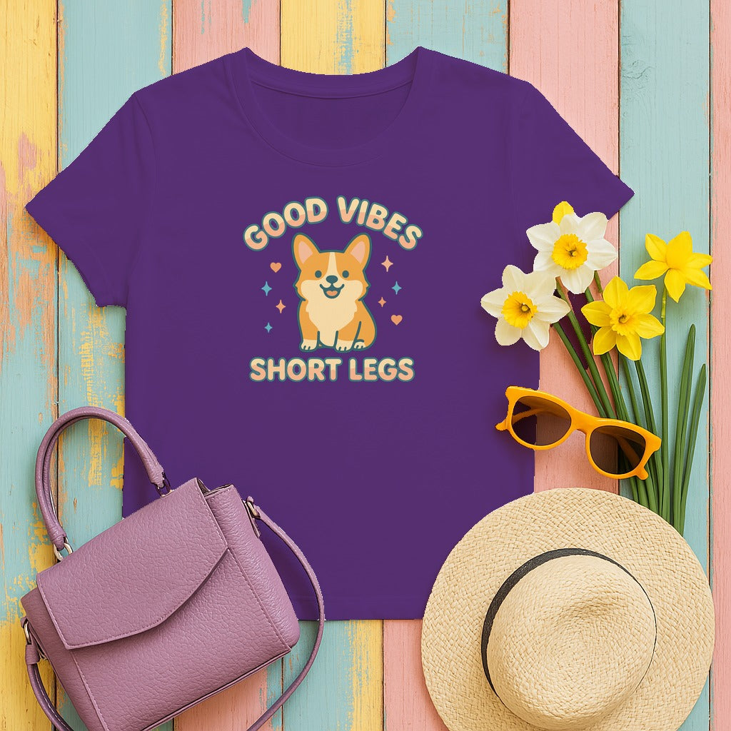 Corgi Dog Good Vibes And Short Legs Lovely Design T-Shirt in Purple