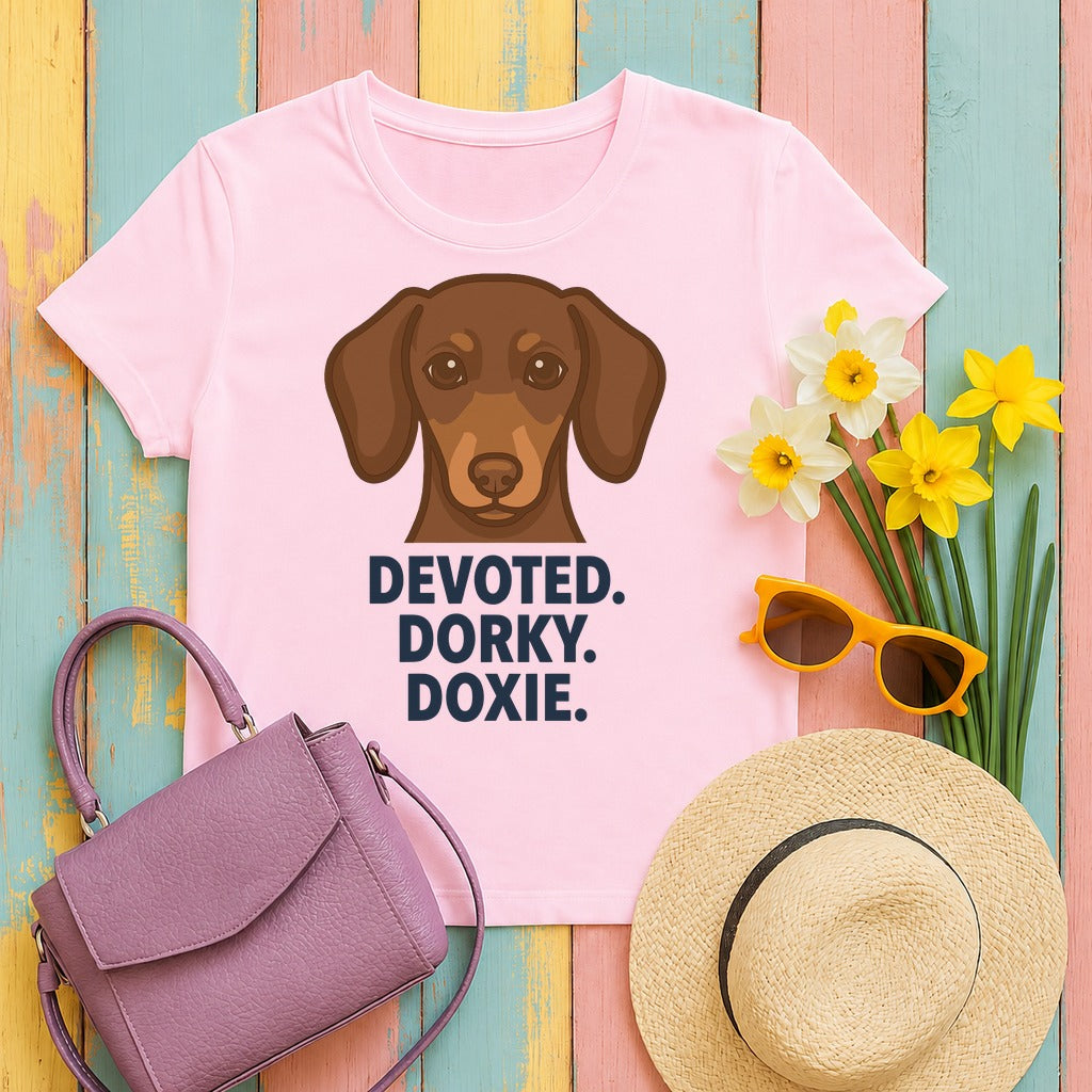 Devoted Dorky Doxie Graphic T-Shirt in Light Pink