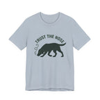Black Lab Trust the Nose Tee