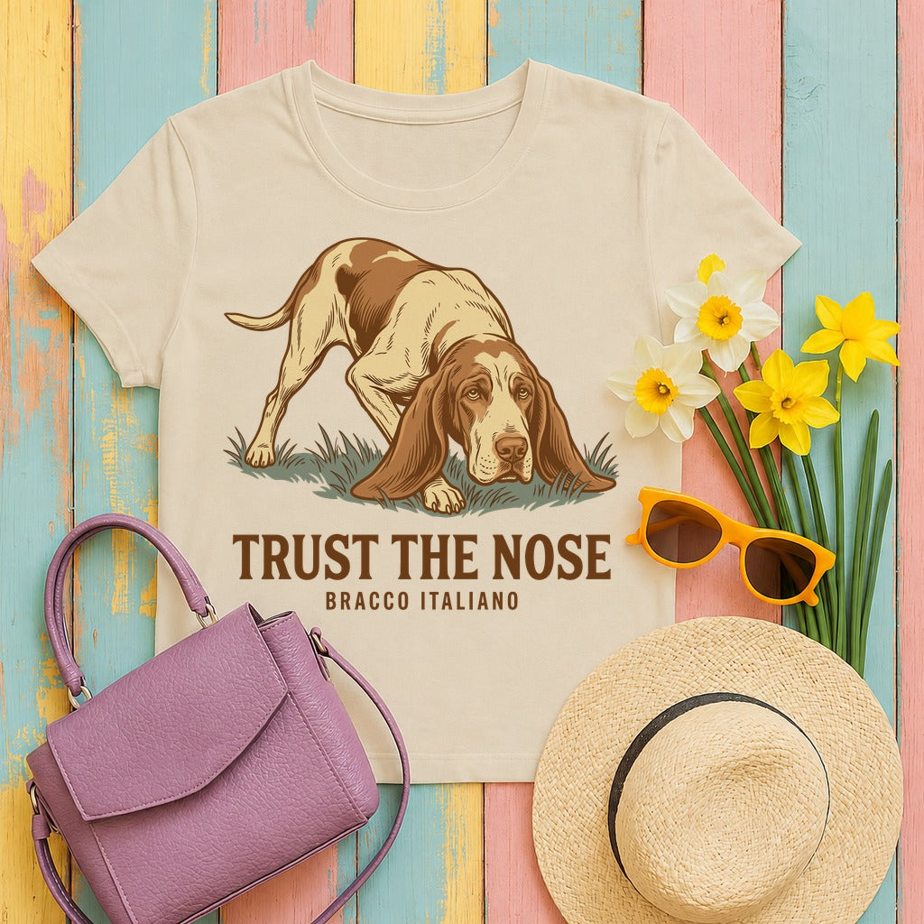 The Bracco Italiano 'Trust The Nose' T-Shirt in Sand