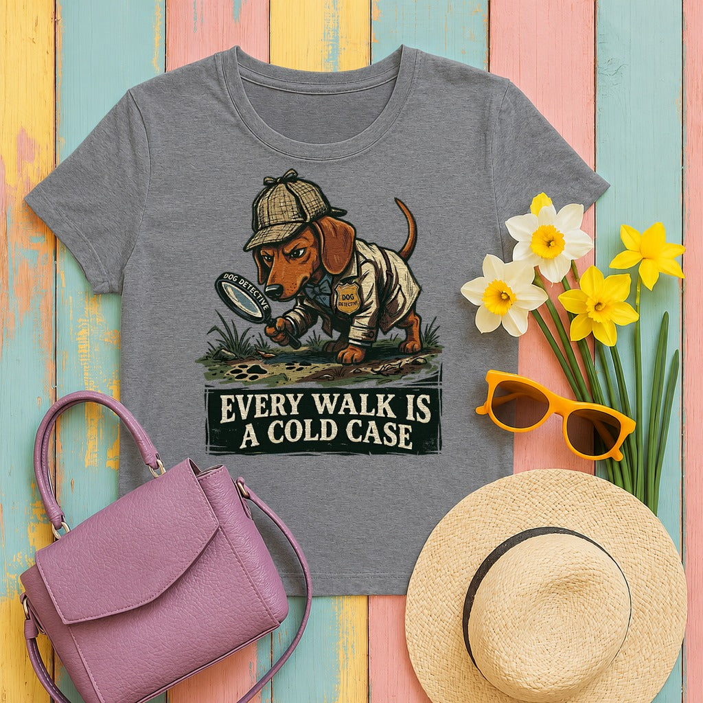 Sleuth Dachshund 'Cold Case' T-shirt in Graphite Heather