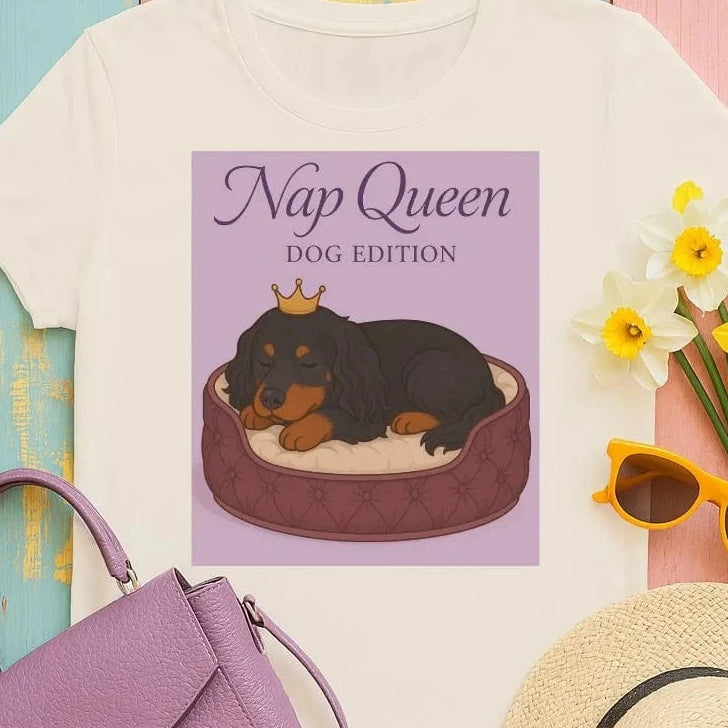 Nap Queen Dog Edition Gordon Setter T-Shirts Sand T-shirt