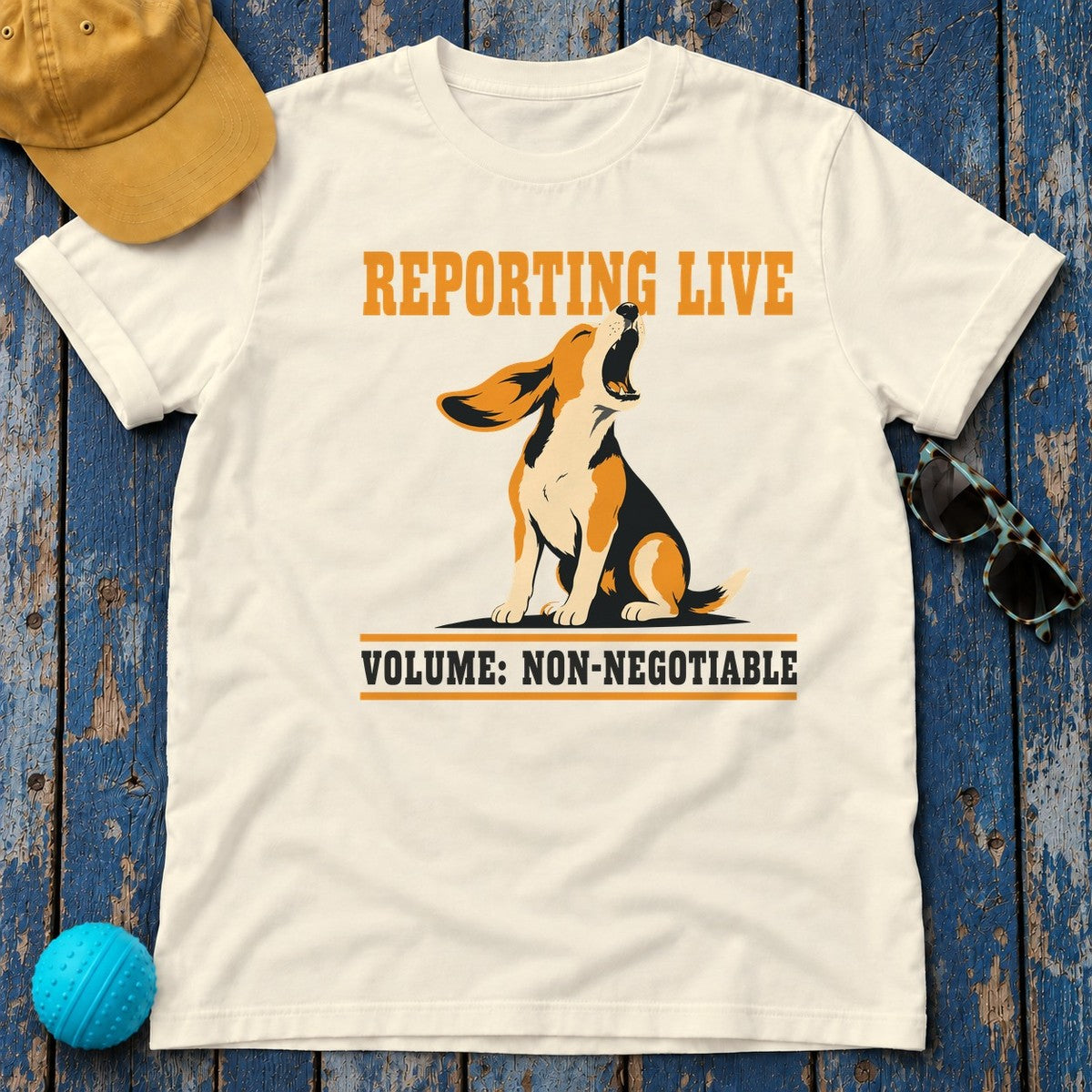Reporting Live Howling Beagle T-Shirt in Natural