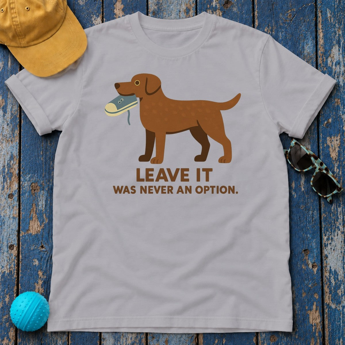 Chesapeake Bay Retriever Leave It Tee in Athletic Heather